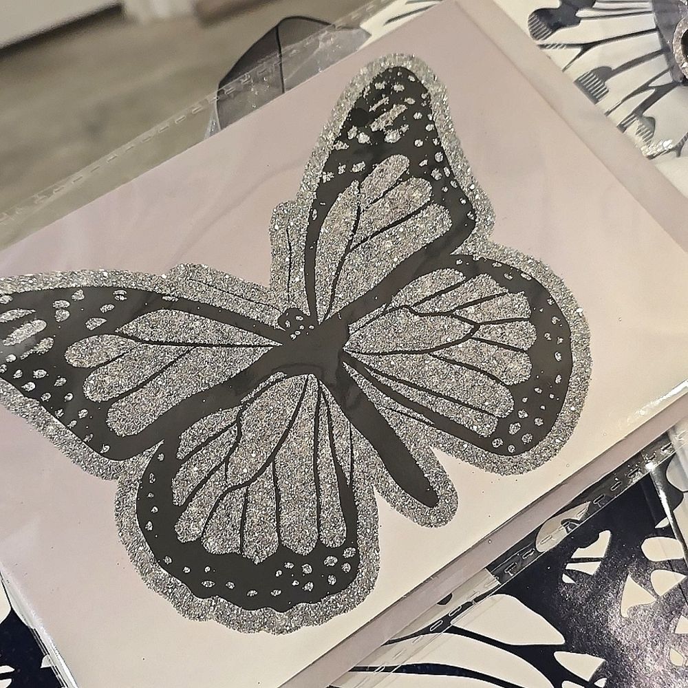 Jessica Simpson Butterfly Gift Bag Set - Picture 5 of 6